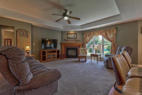 4810 S 50 E Huntingburg IN 47542