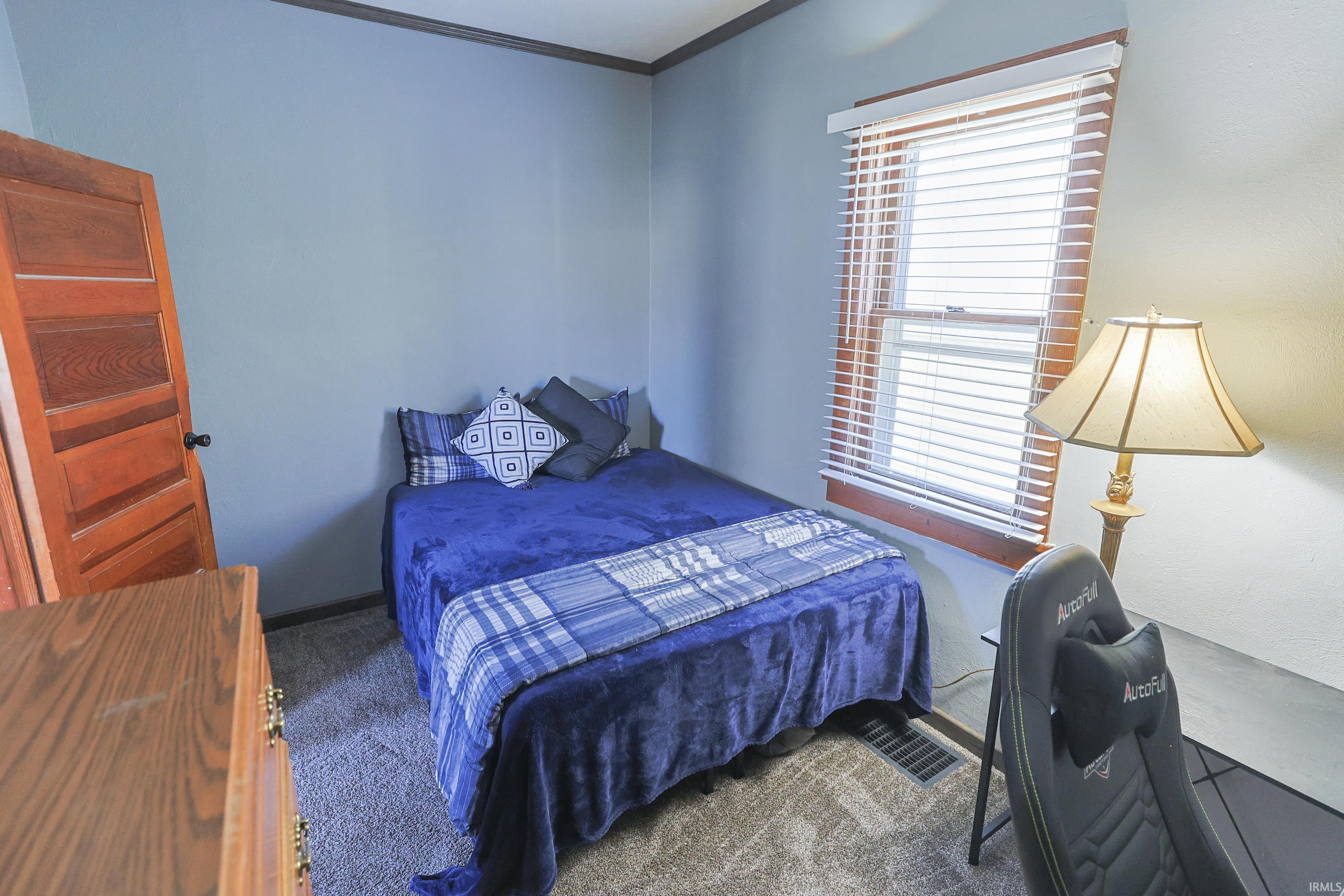 1614 Longley Avenue South Bend IN 46628