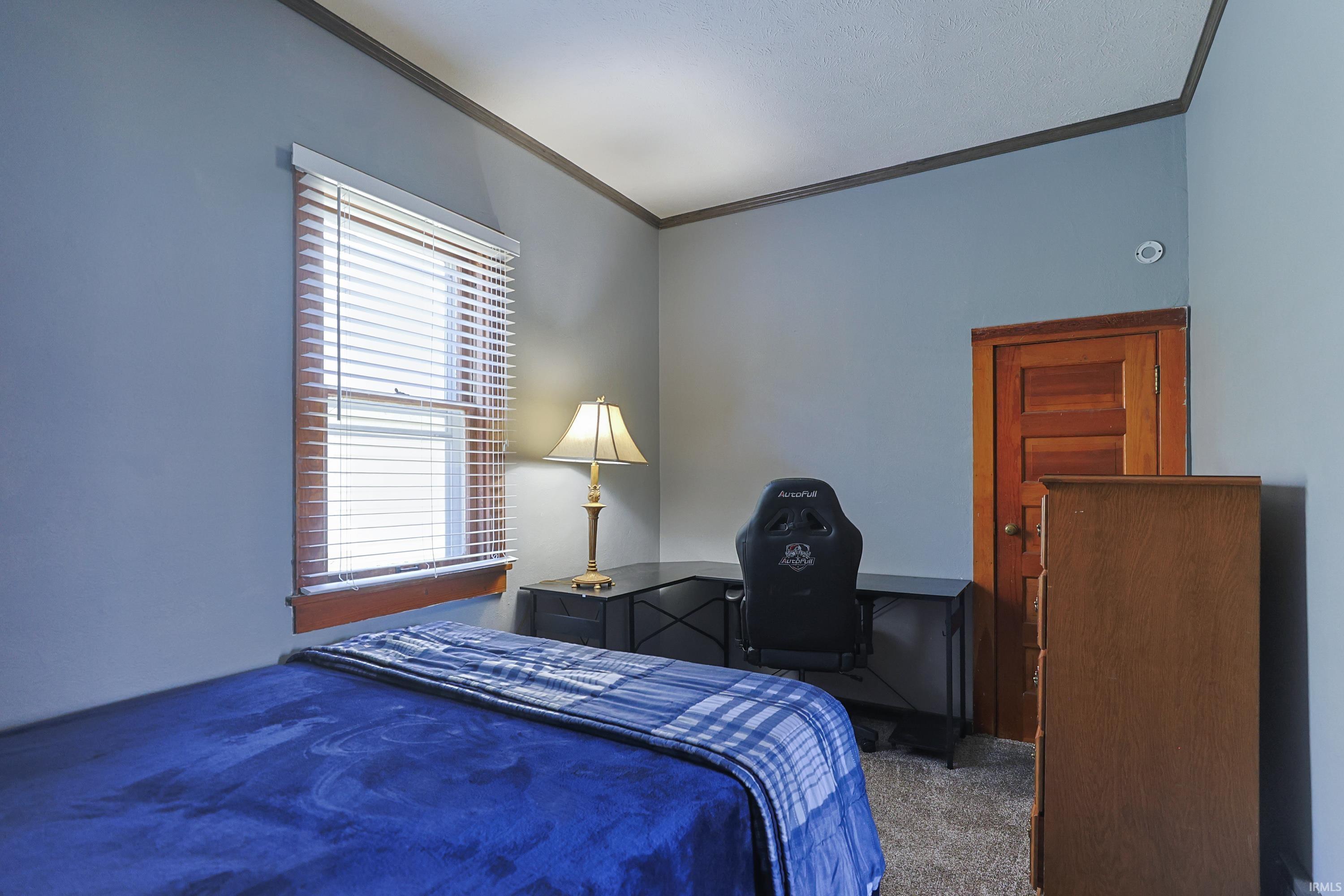 1614 Longley Avenue South Bend IN 46628