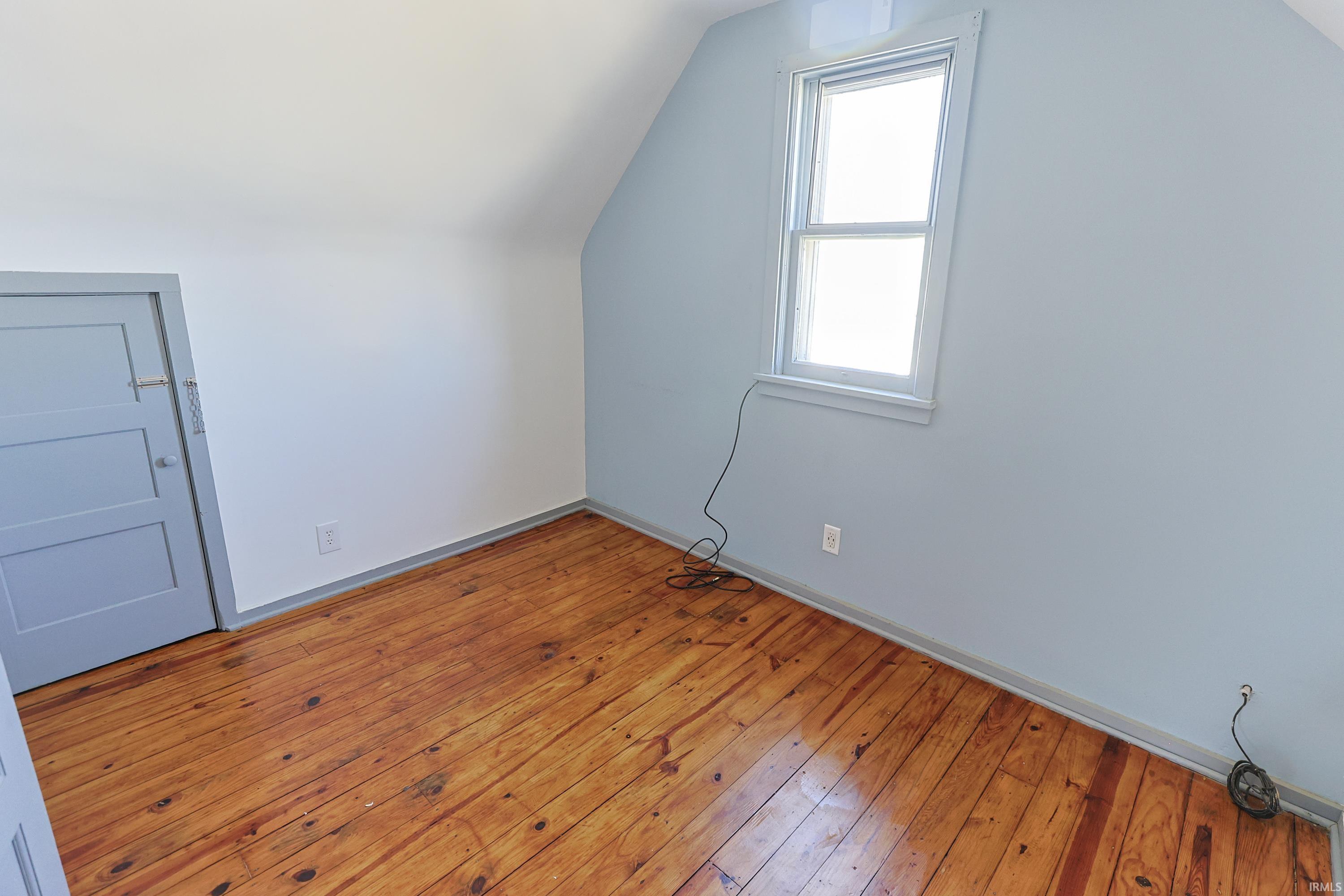 1614 Longley Avenue South Bend IN 46628