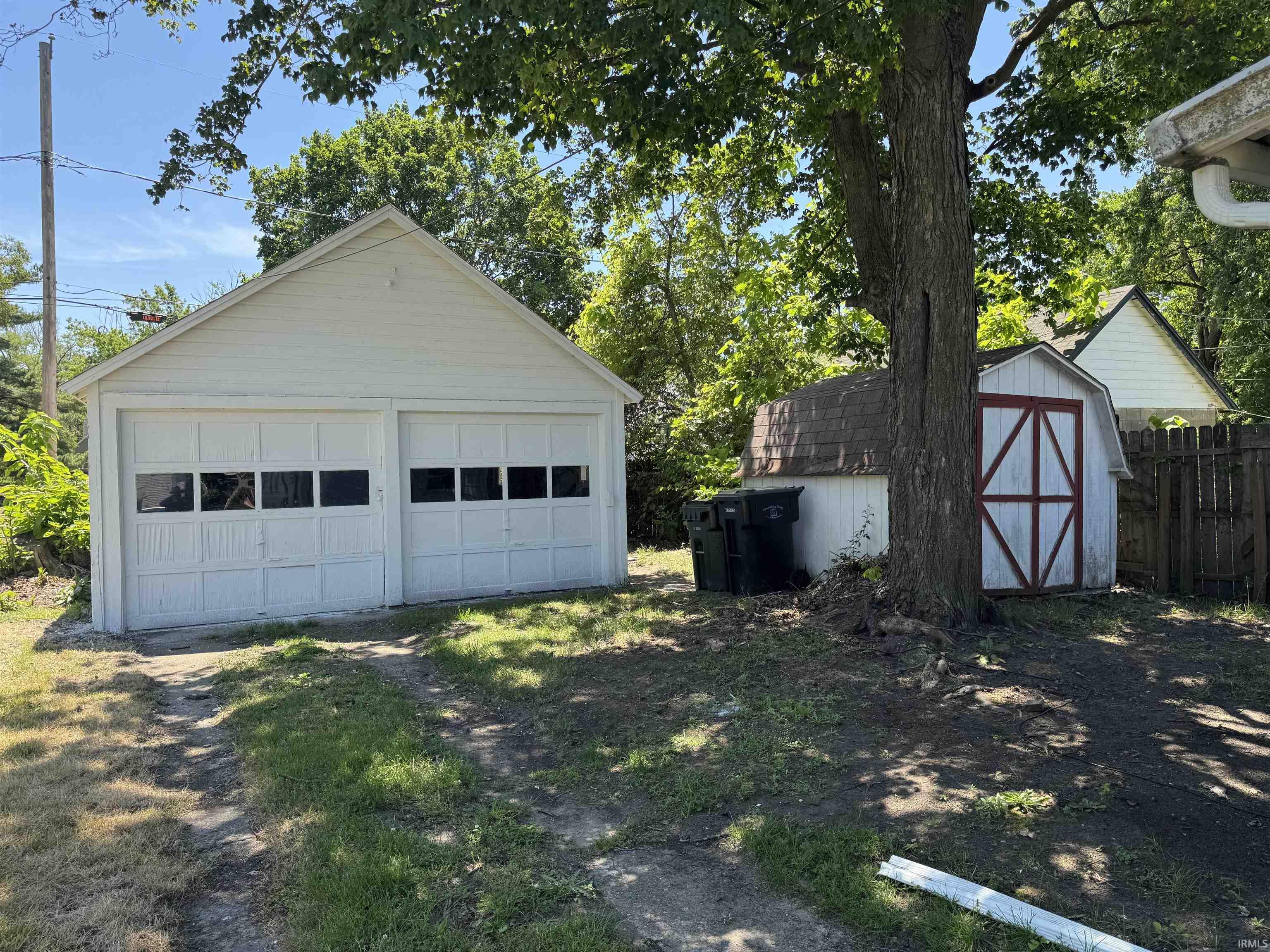 1614 Longley Avenue South Bend IN 46628