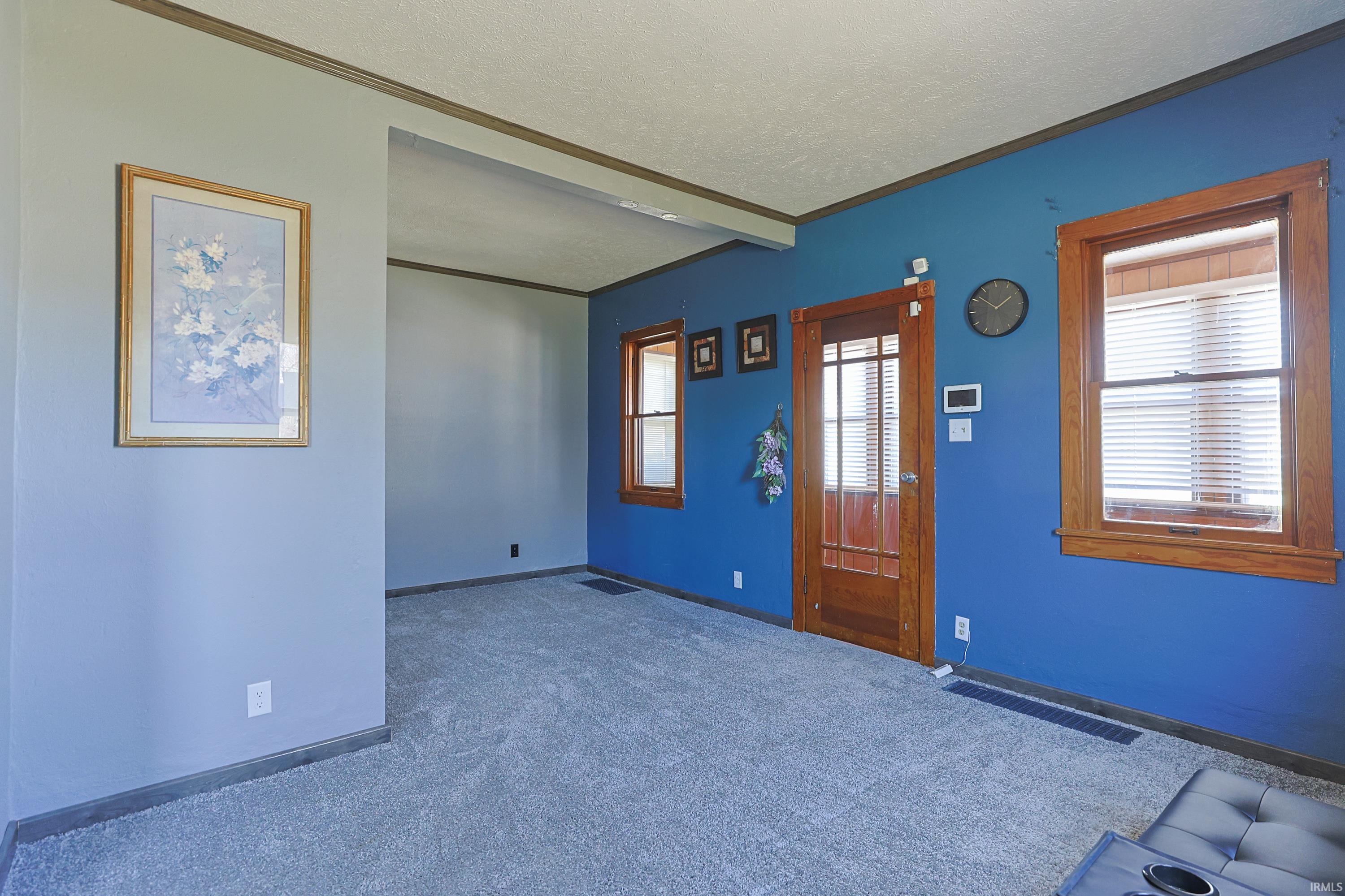 1614 Longley Avenue South Bend IN 46628