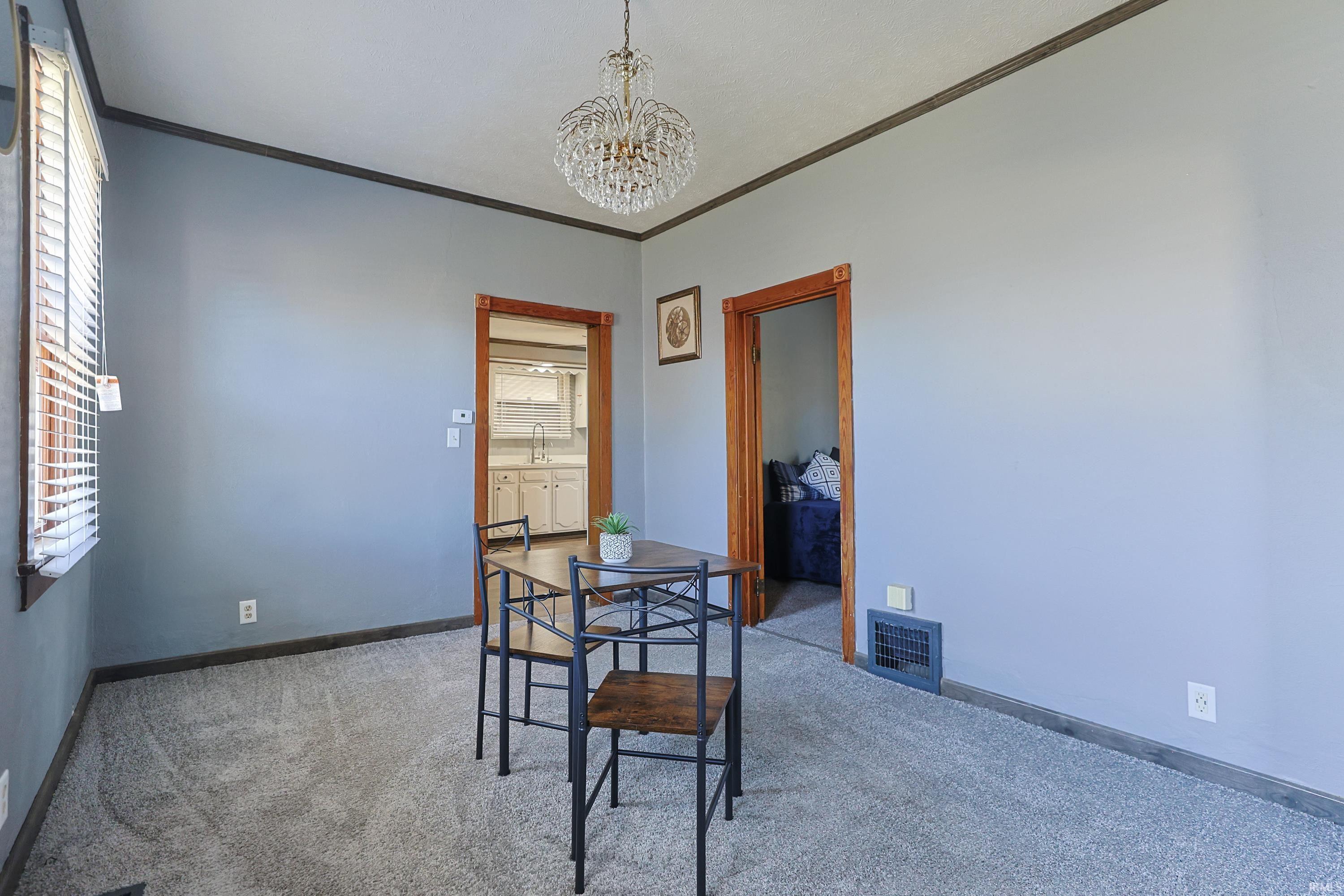 1614 Longley Avenue South Bend IN 46628