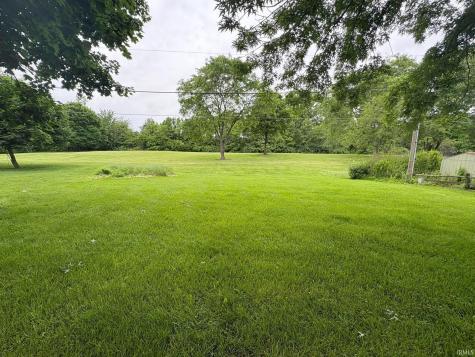 1515 Lofton Way Fort Wayne IN 46815