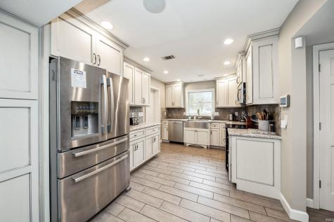 56411 Eastvue Drive Osceola IN 46561