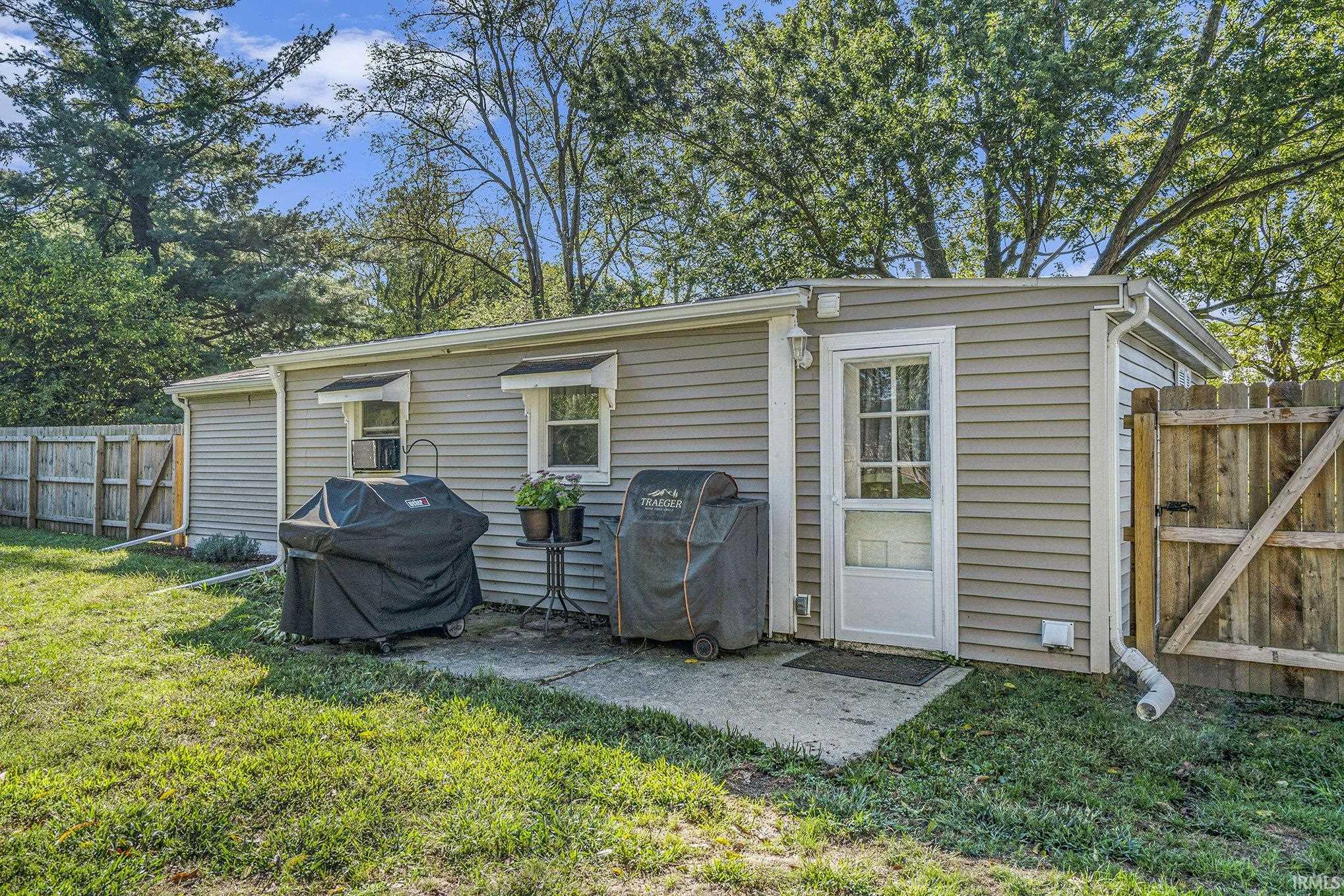 13915 Brick Road Granger IN 46530