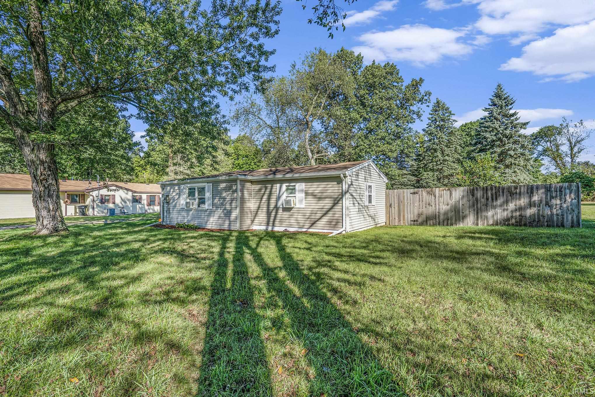 13915 Brick Road Granger IN 46530