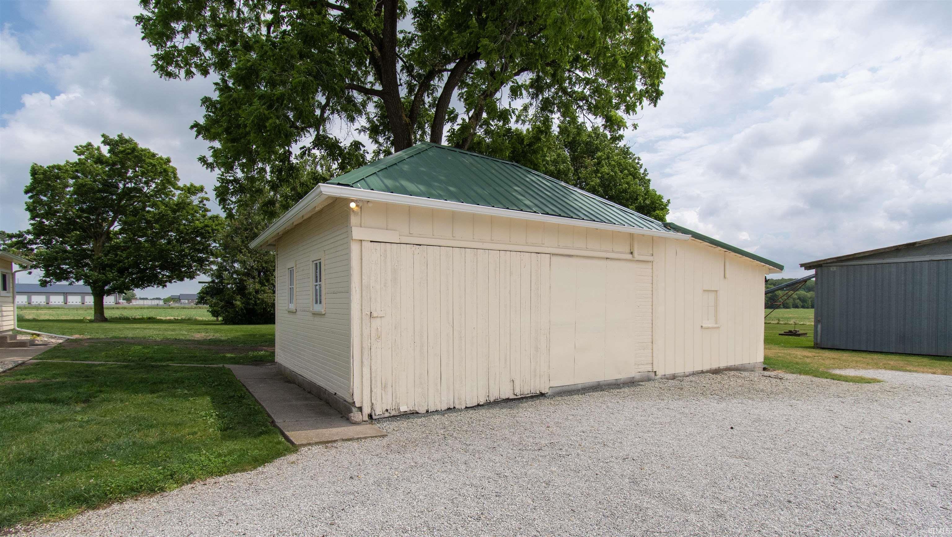 11366 County Road 38 Road Millersburg IN 46543