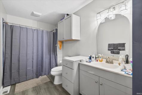 537 S Birch Street Ellettsville IN 47429
