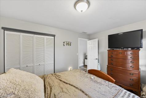 537 S Birch Street Ellettsville IN 47429