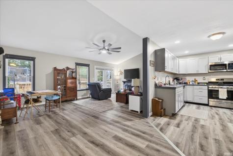 537 S Birch Street Ellettsville IN 47429