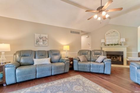 9075 E County Road 1850 Ferdinand IN 47532