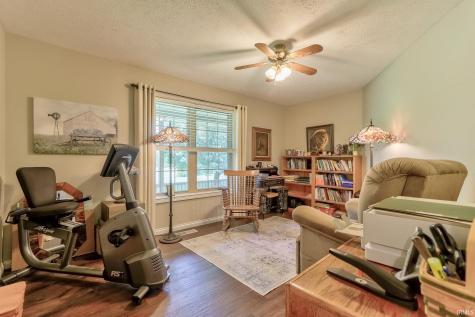 9075 E County Road 1850 Ferdinand IN 47532