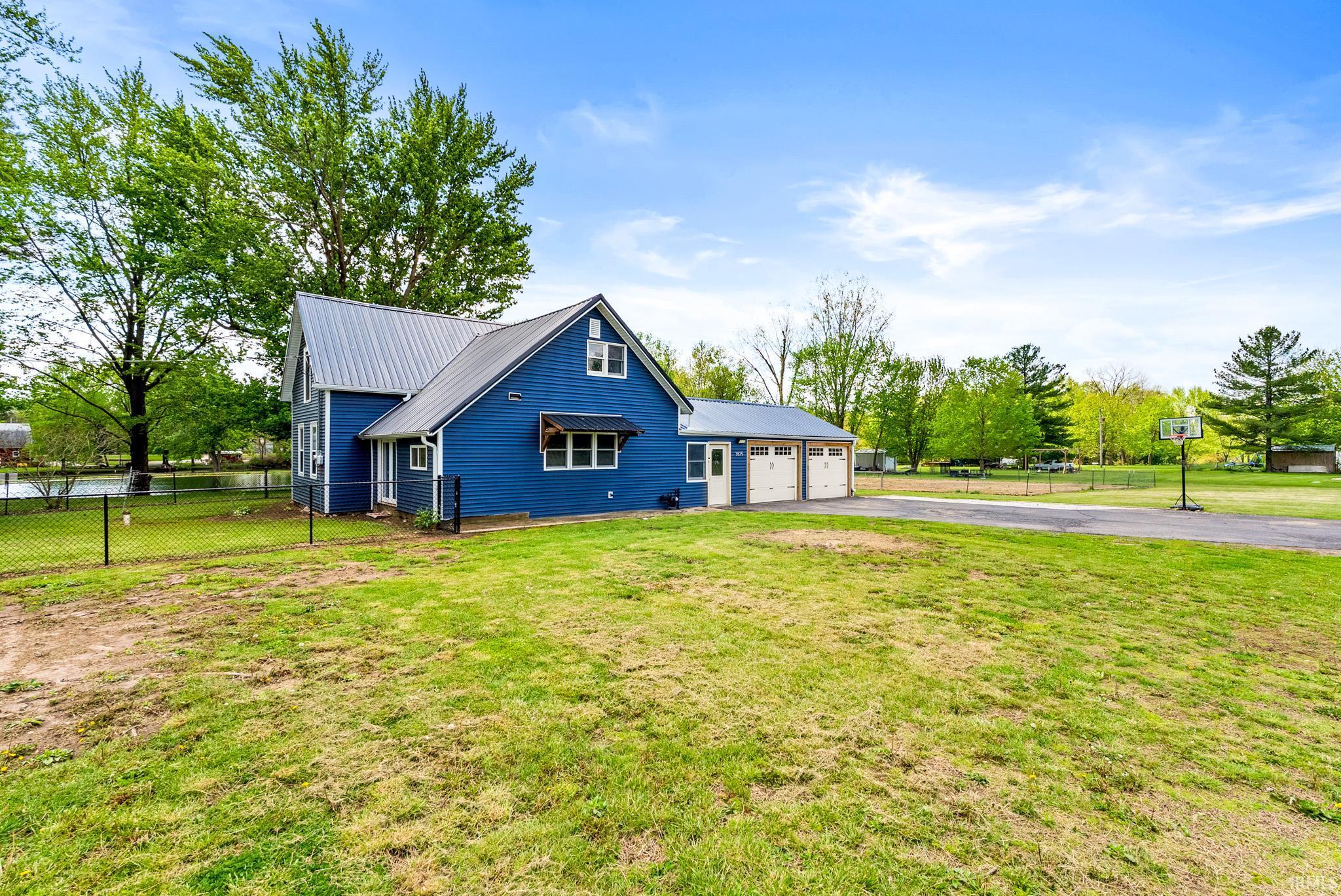 3825 W Old Road 30 Warsaw IN 46580