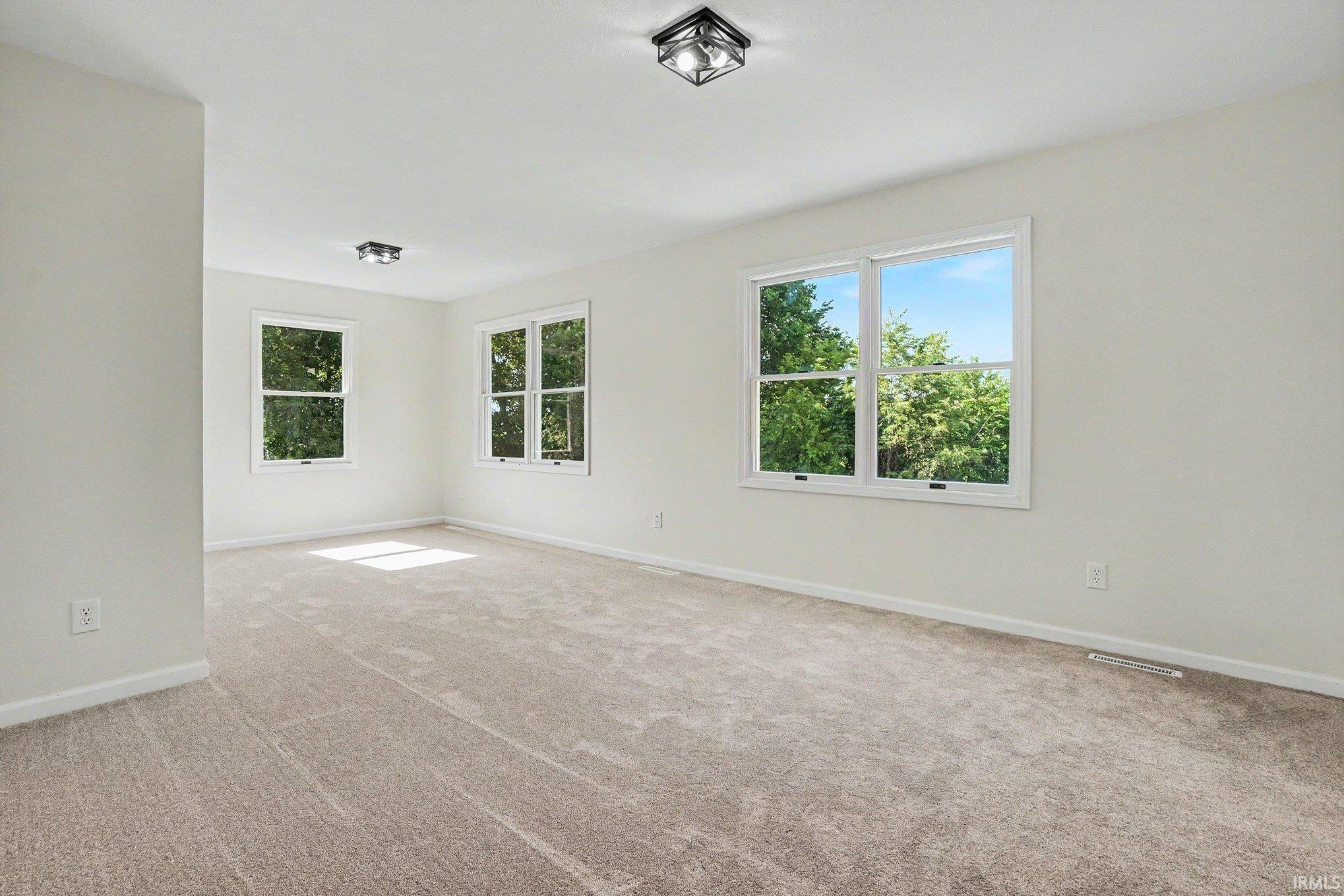 30111 Wyndtree Boulevard Elkhart IN 46516
