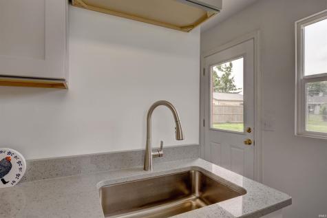1419 Waggoner Avenue Evansville IN 47714