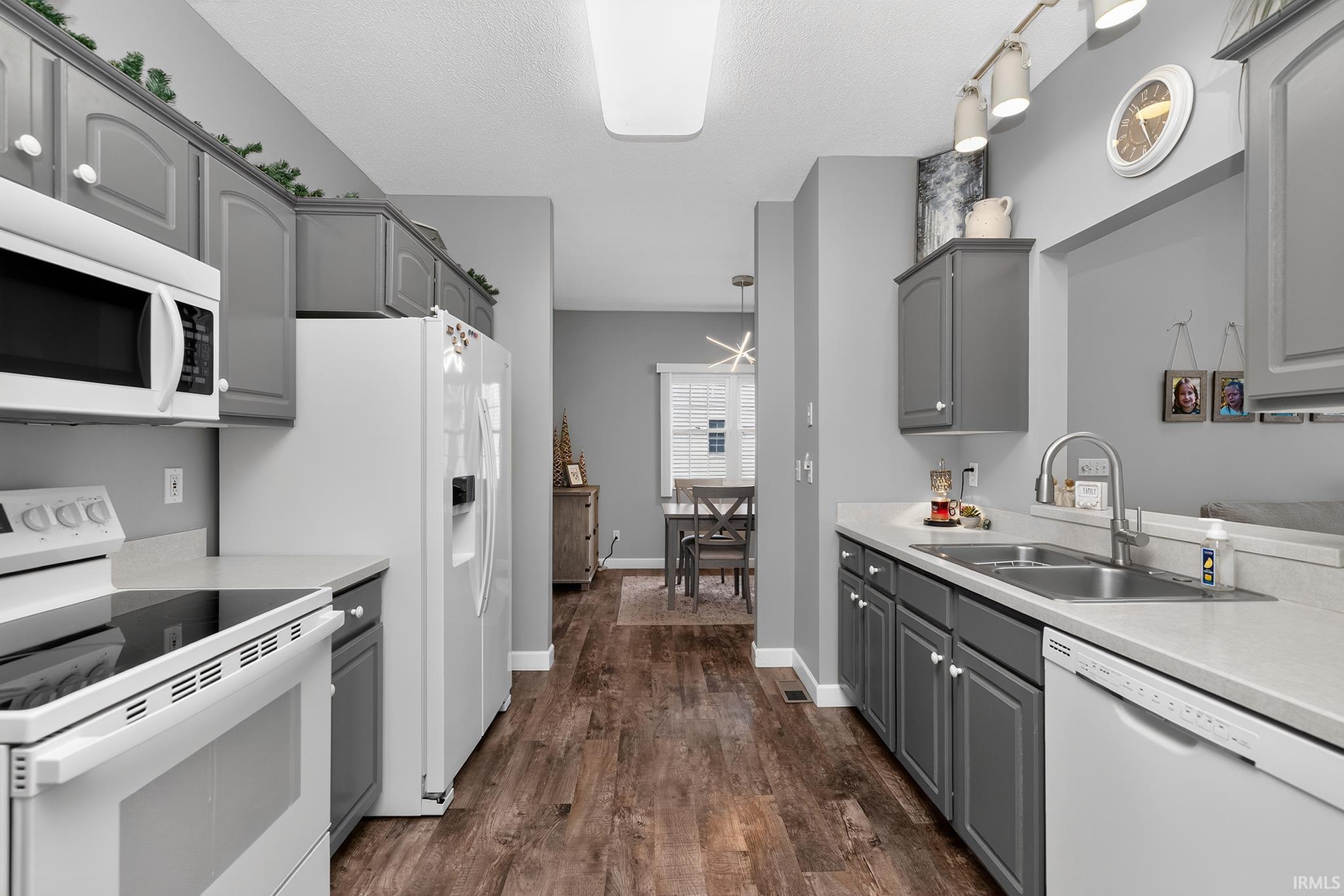 2202 Woodland Court Elkhart IN 46514