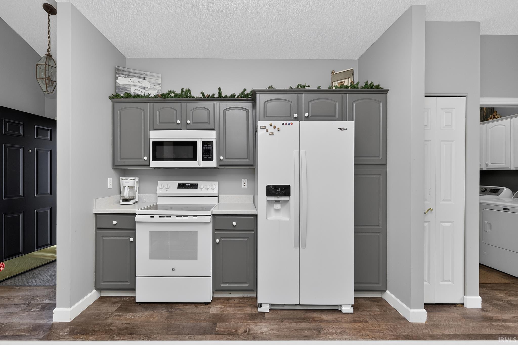 2202 Woodland Court Elkhart IN 46514