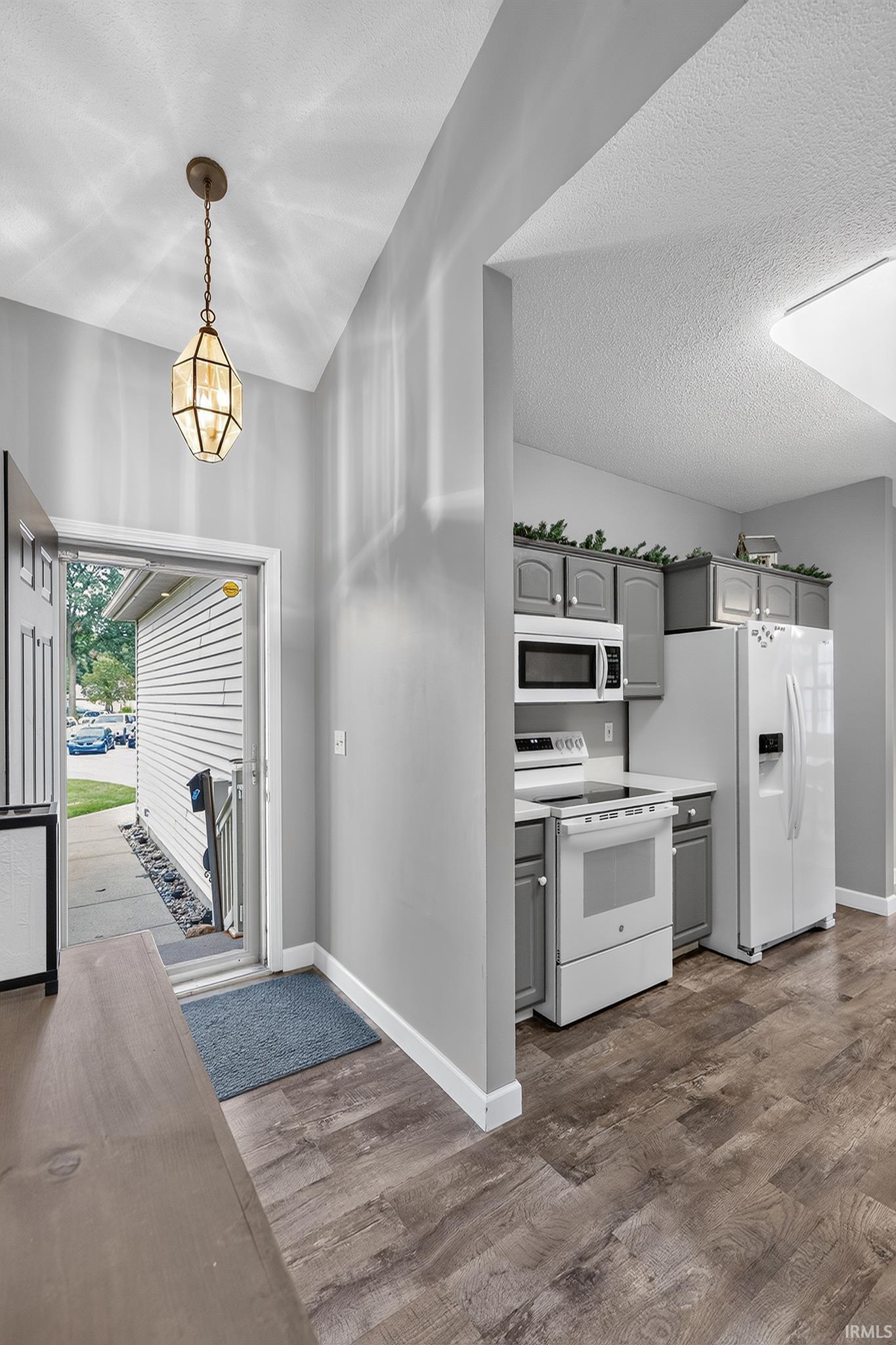 2202 Woodland Court Elkhart IN 46514