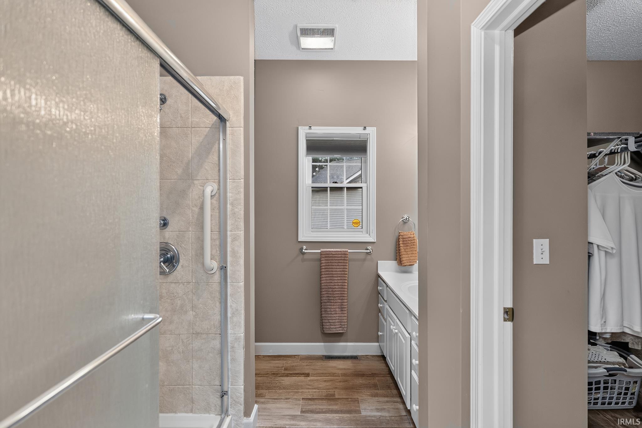 2202 Woodland Court Elkhart IN 46514