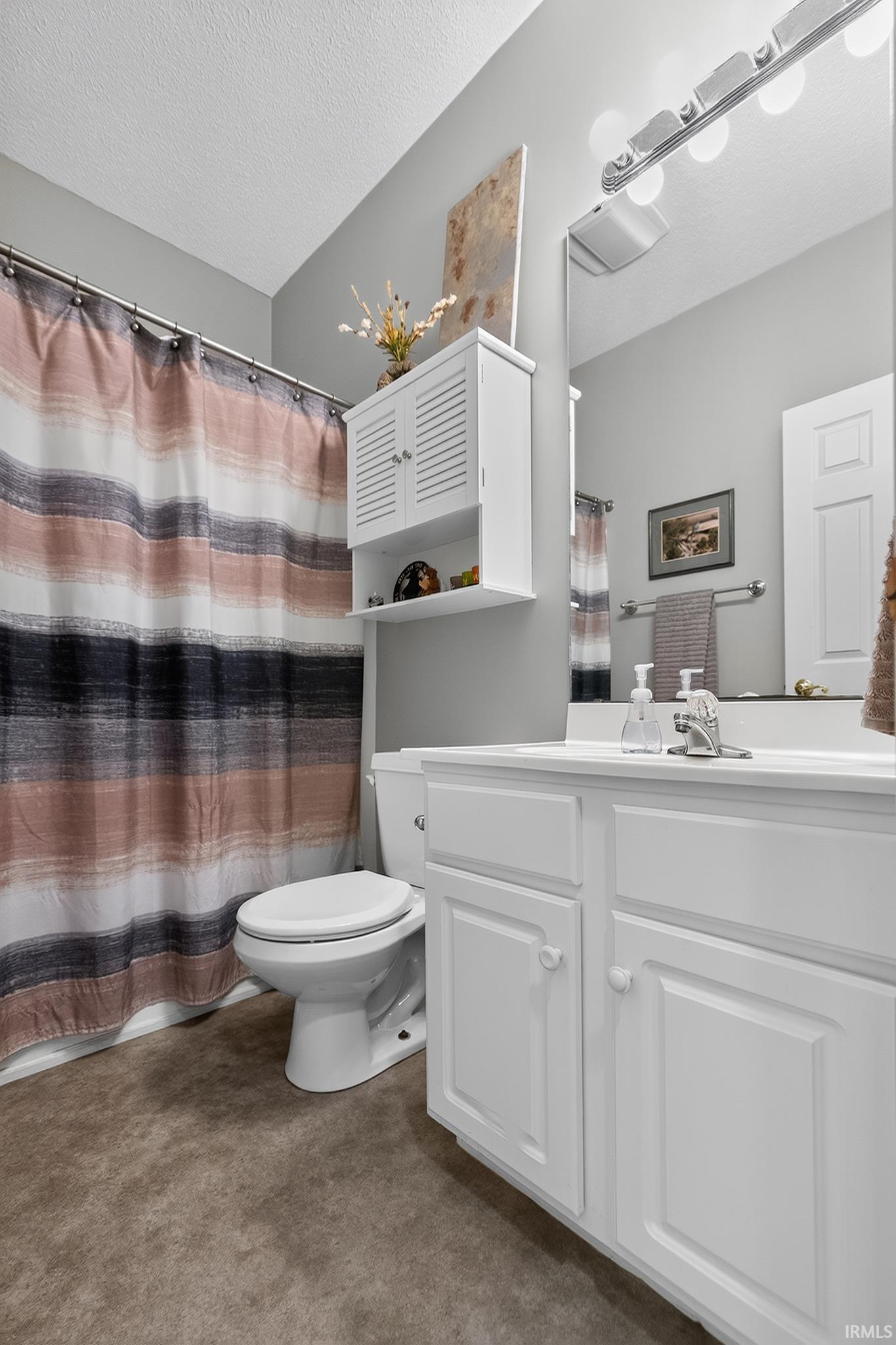 2202 Woodland Court Elkhart IN 46514