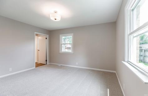 2118 Mahrendale Avenue Evansville IN 47714