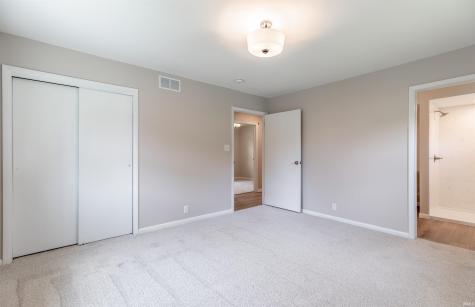 2118 Mahrendale Avenue Evansville IN 47714