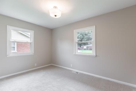 2118 Mahrendale Avenue Evansville IN 47714