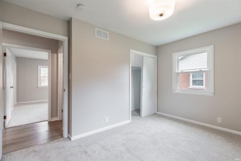 2118 Mahrendale Avenue Evansville IN 47714