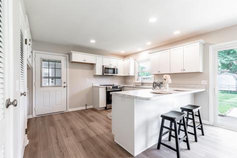 2118 Mahrendale Avenue Evansville IN 47714