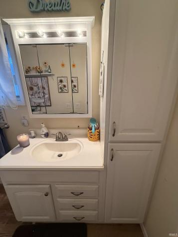 2433 N Church Road Vincennes IN 47591
