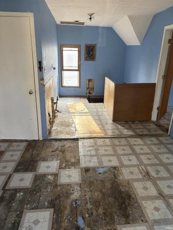 703 W Garfield Avenue Elkhart IN 46516
