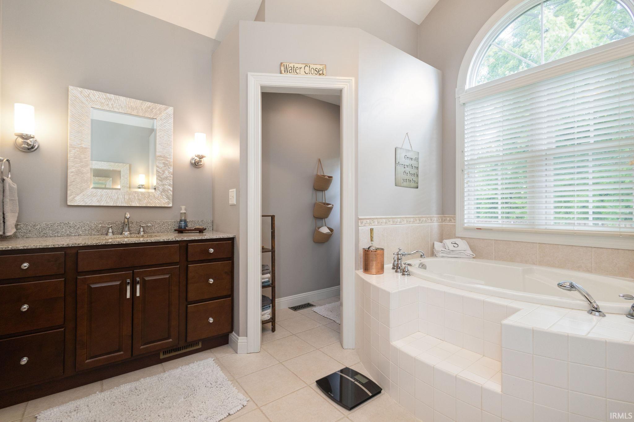 3611 Fox Court Elkhart IN 46514