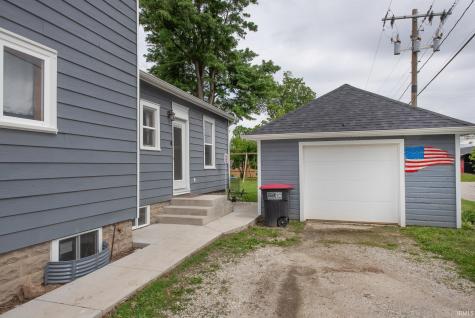 108 W 1st Street Brookston IN 47923