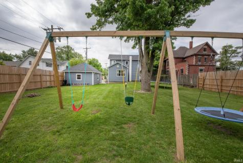 108 W 1st Street Brookston IN 47923