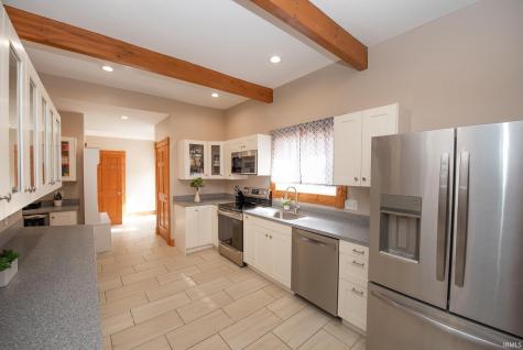 108 W 1st Street Brookston IN 47923