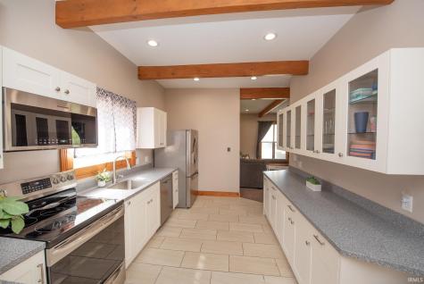 108 W 1st Street Brookston IN 47923