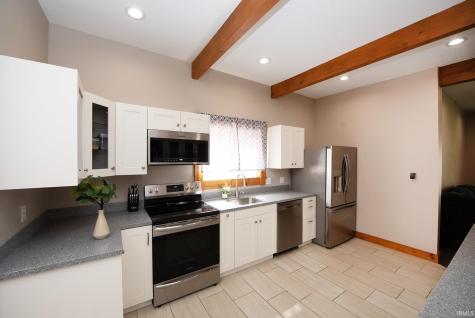 108 W 1st Street Brookston IN 47923