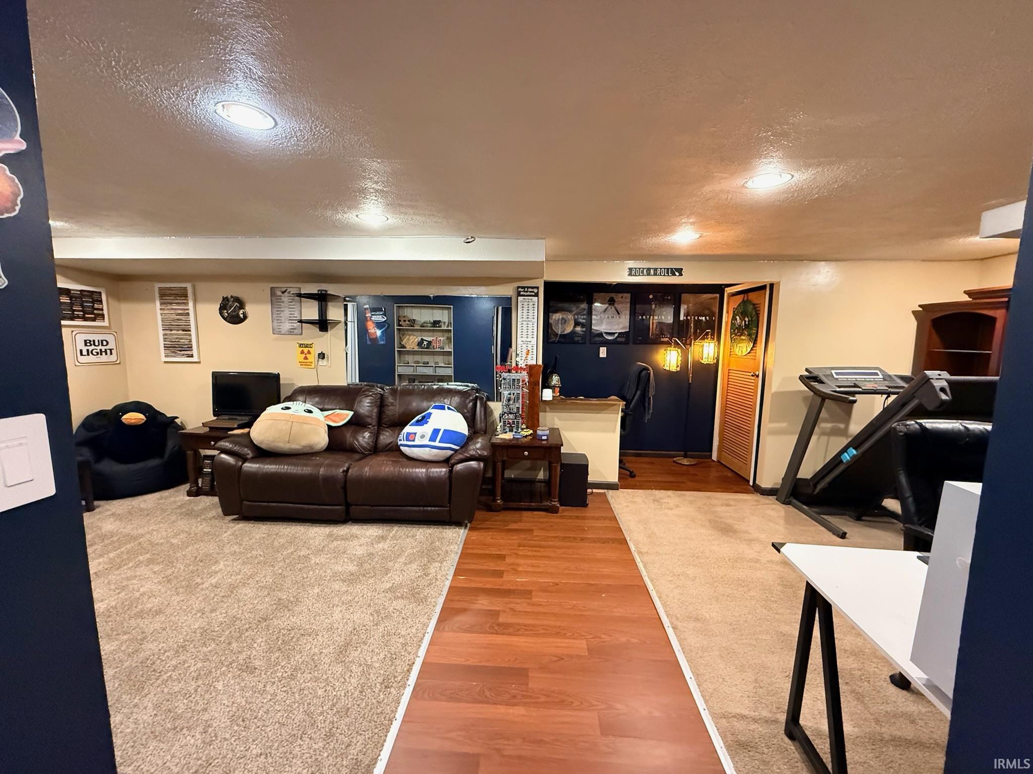 19553 Eaton Avenue South Bend IN 46637