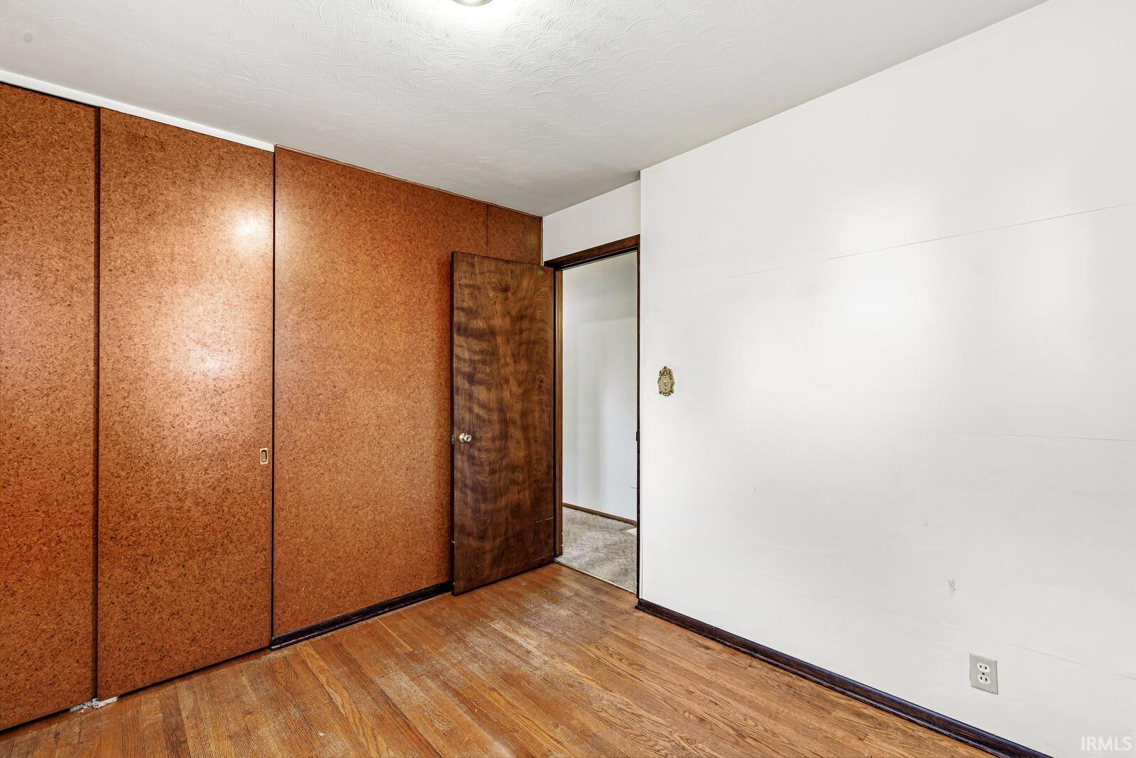 2811 Fredrickson Street South Bend IN 46628