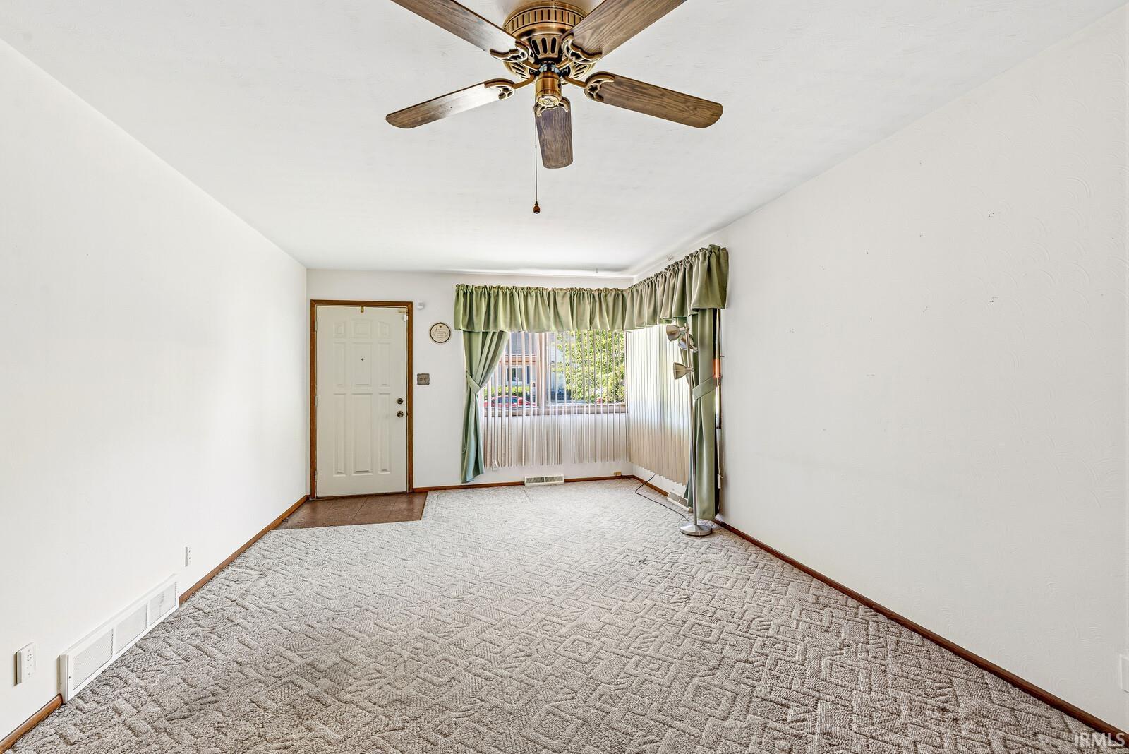 2811 Fredrickson Street South Bend IN 46628