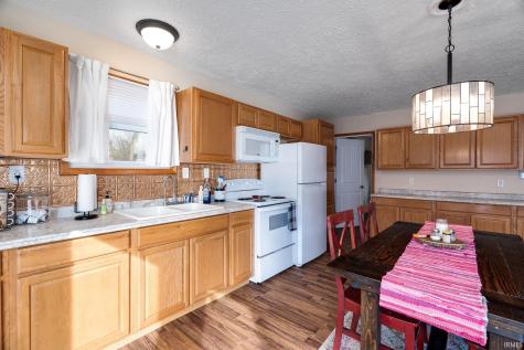 11802 W Horseshoe Bend Drive Brookston IN 47923