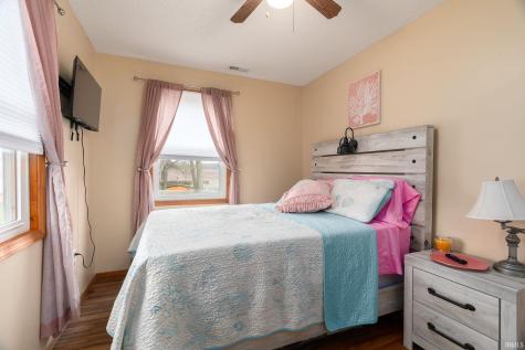 11802 W Horseshoe Bend Drive Brookston IN 47923