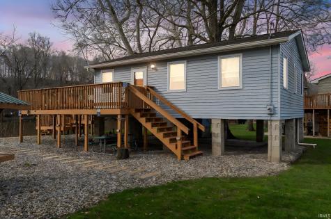 11802 W Horseshoe Bend Drive Brookston IN 47923