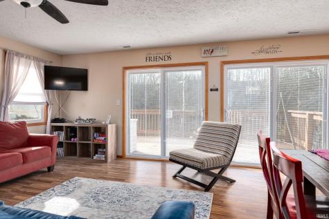 11802 W Horseshoe Bend Drive Brookston IN 47923