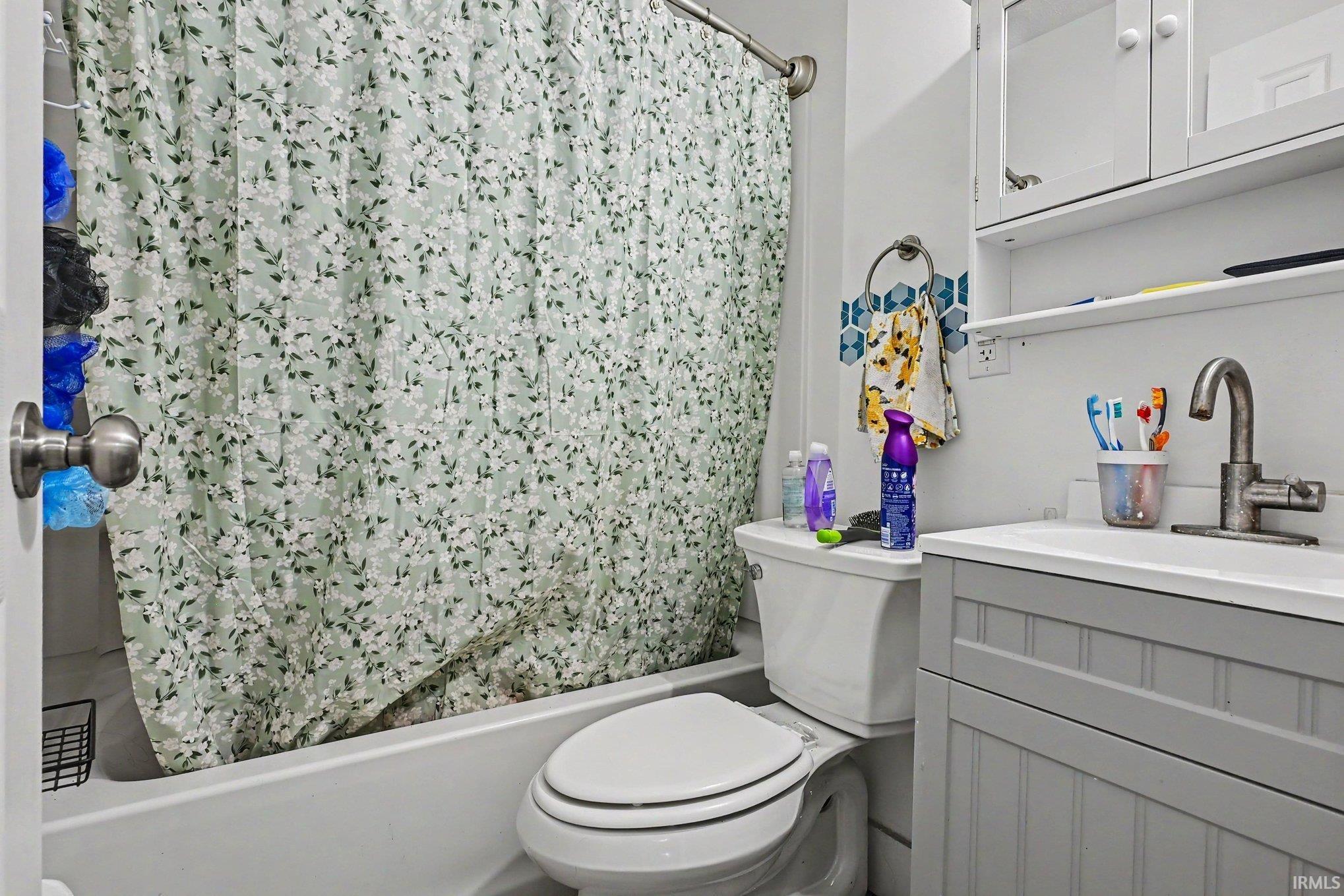 526 S 33rd Street South Bend IN 46615