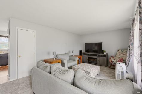 373 N Park Lane Butler IN 46721