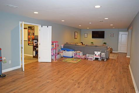 7174 Locust Tree Lane Evansville IN 47712