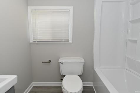 805 S 17th Street Elwood IN 46036