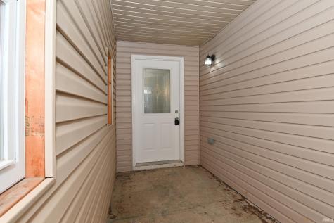 805 S 17th Street Elwood IN 46036